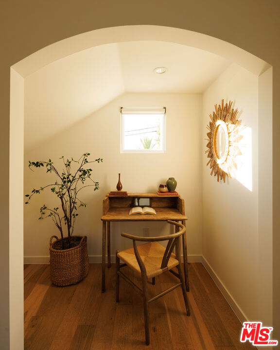 1876 Lemoyne Street Property Photo 22