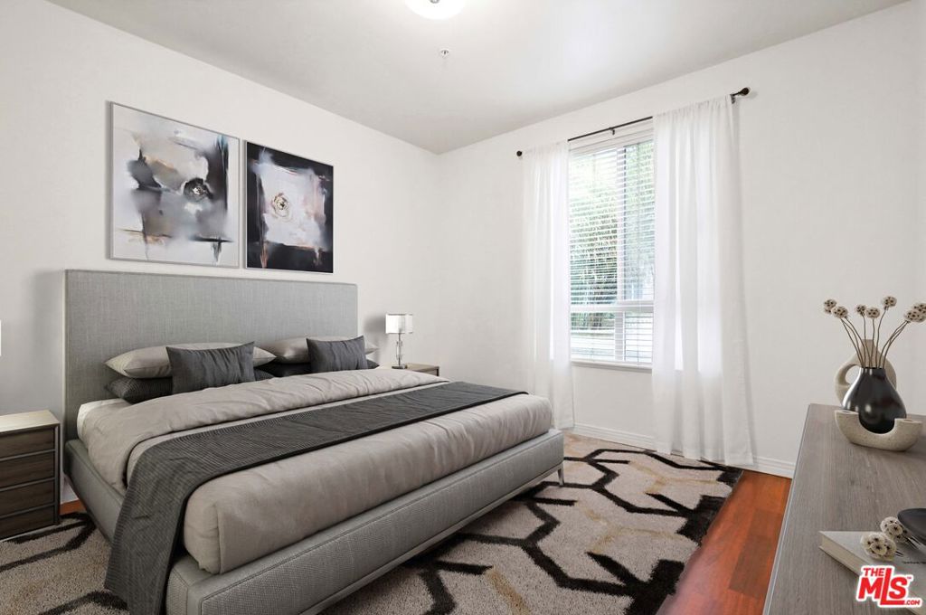 100 S Alameda Street 115 Property Photo 15