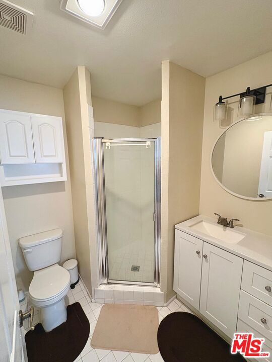 8636 W Olympic Boulevard 5 Property Photo 13