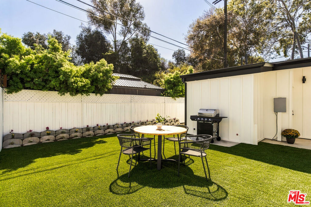 11922 Bray Street Property Photo 26