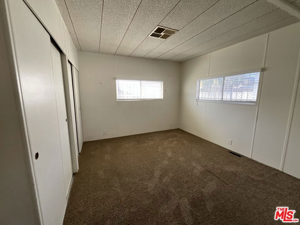 1014 W Johnston Avenue Property Photo 10