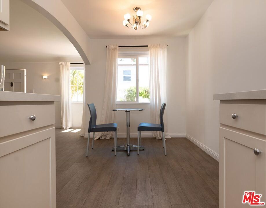 1341 Stanford Street B Property Photo 6