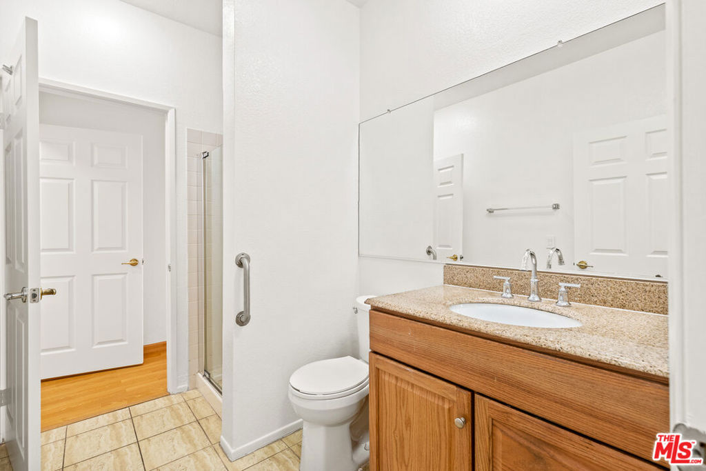 5420 Sylmar Avenue 222 Property Photo 17