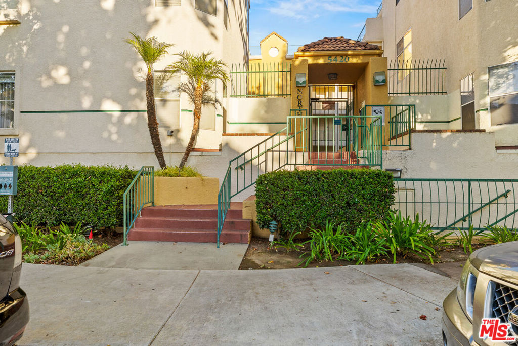5420 Sylmar Avenue 222 Property Photo 33
