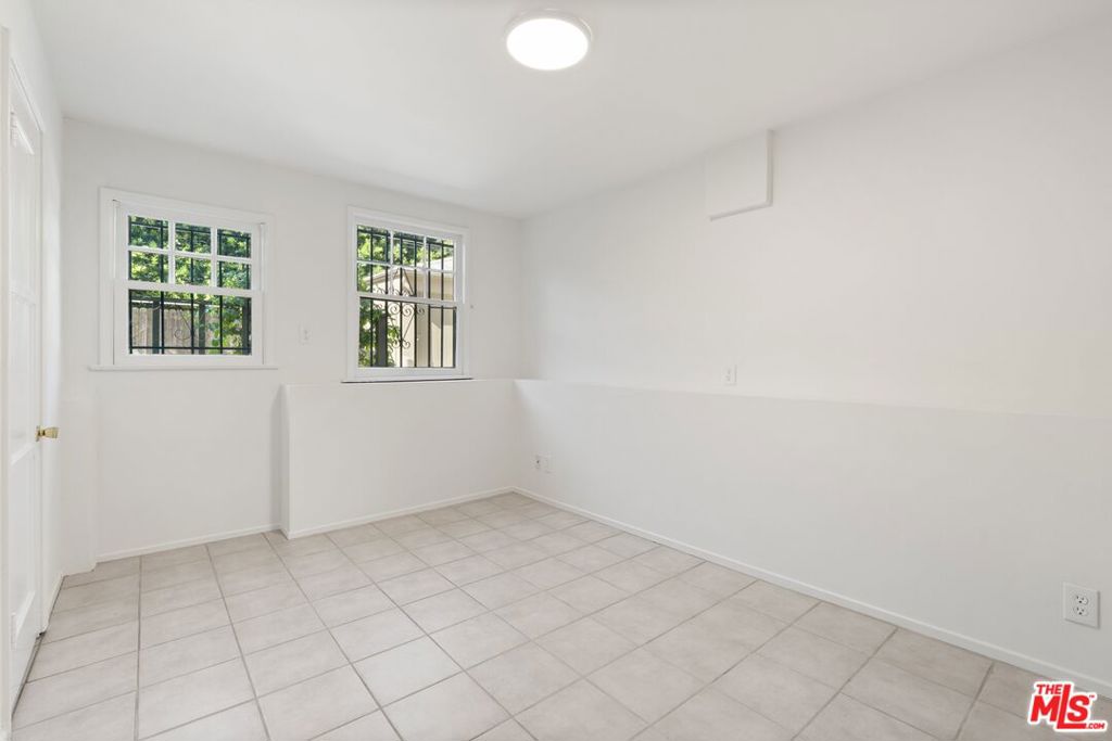 2612 Locksley Place Property Photo 21