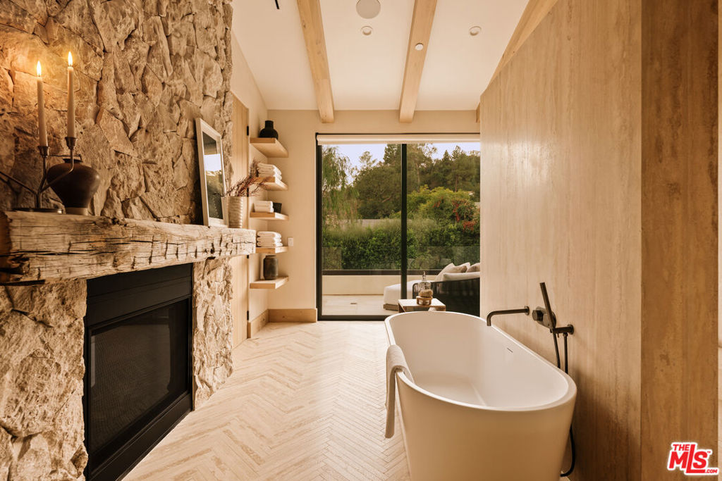 12114 Inavale Place Property Photo 15