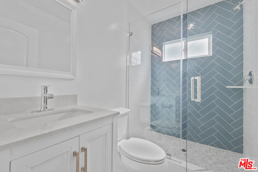 10 N Primrose Avenue C Property Photo 4