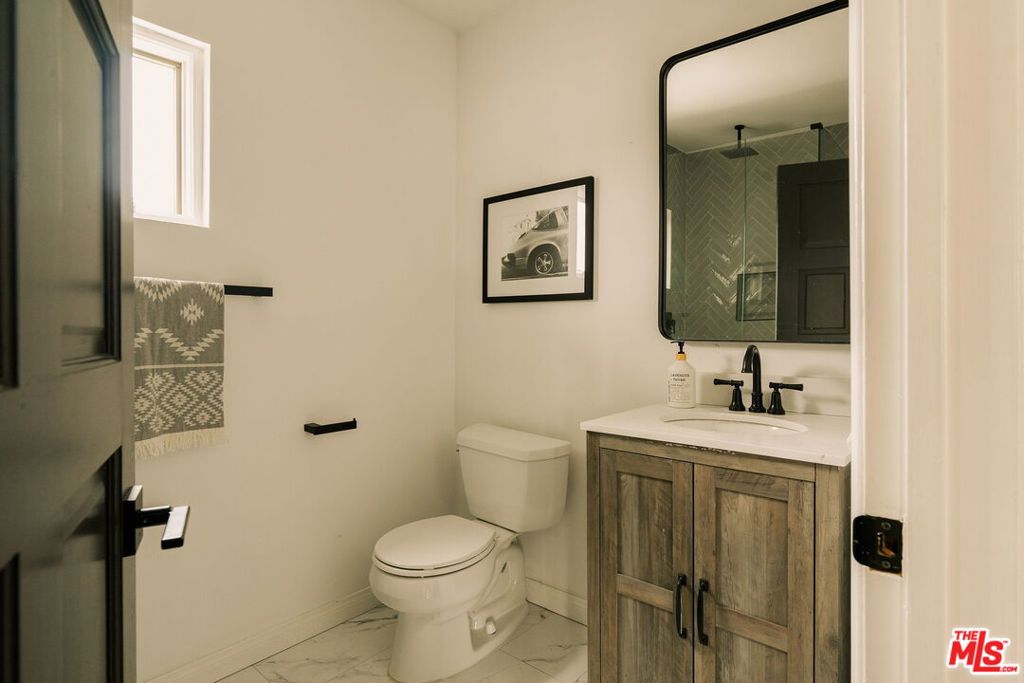 2591 Leicester Drive Property Photo 42