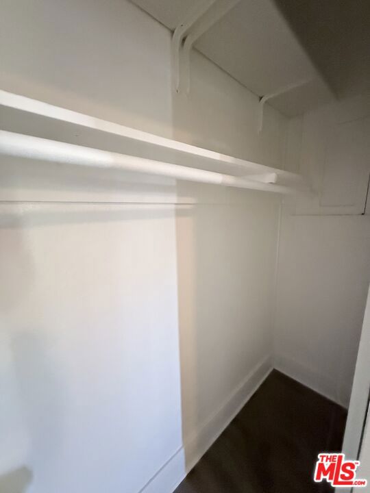 3871 S Hobart Boulevard Property Photo 17
