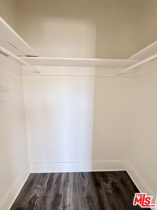 3871 S Hobart Boulevard Property Photo 27