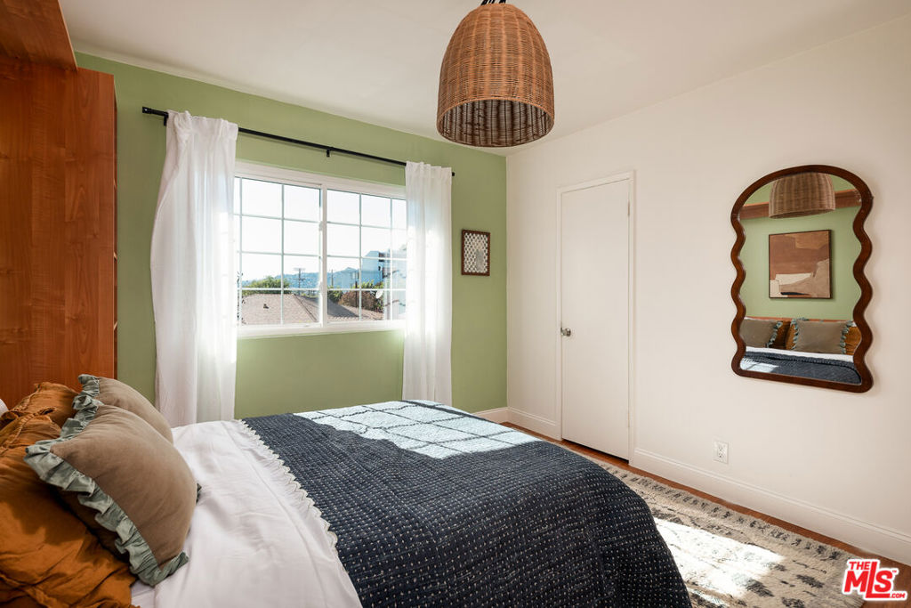 3639 Roderick Road Property Photo 15