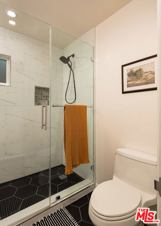 3639 Roderick Road Property Photo 17