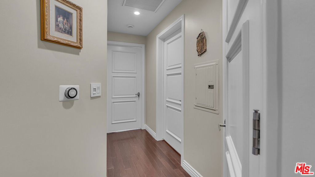 611 Caruso Avenue Property Photo 18