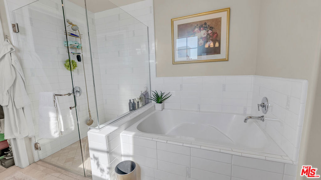 611 Caruso Avenue Property Photo 26