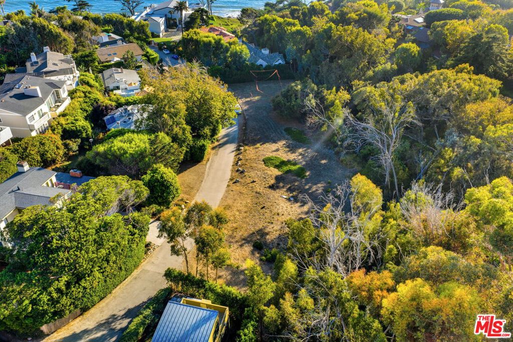31888 Sea Level Drive Property Photo 10