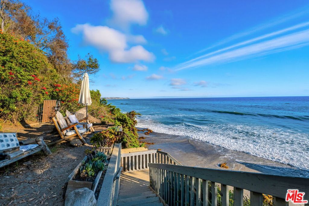 31888 Sea Level Drive Property Photo 11