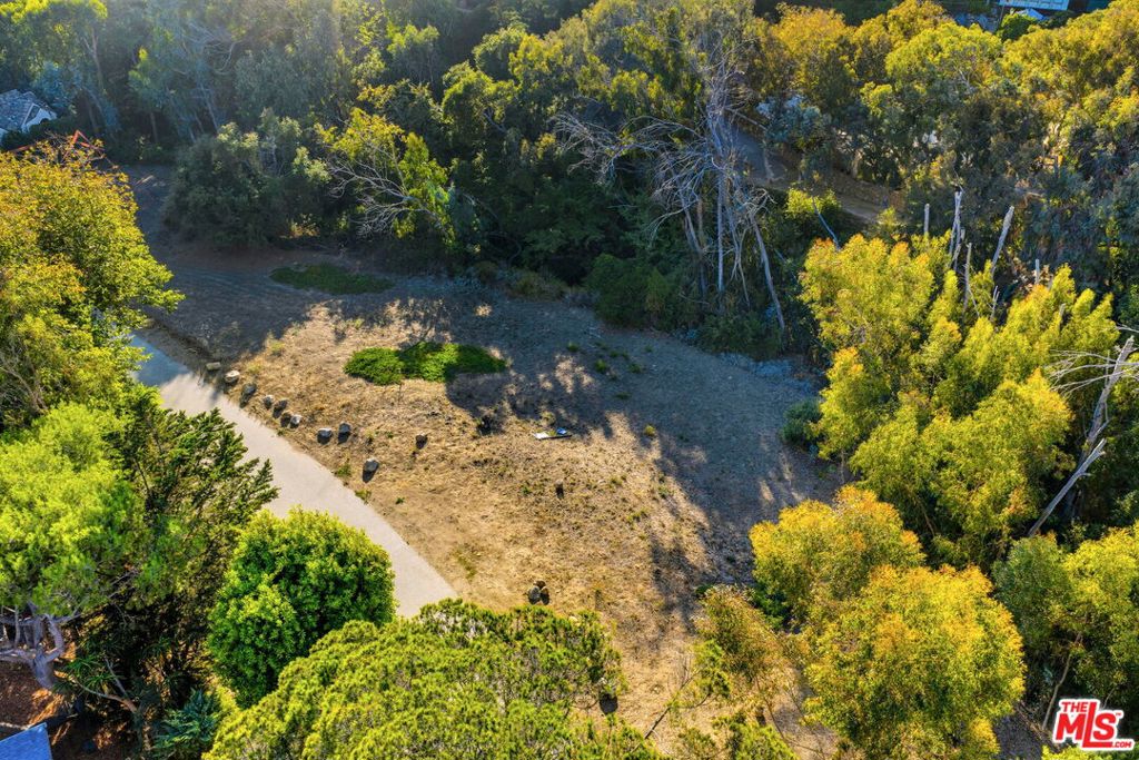 31888 Sea Level Drive Property Photo 14