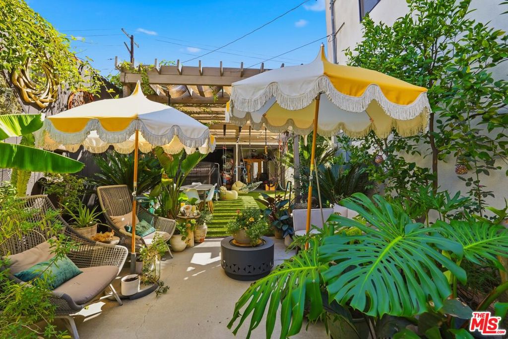 1042 S Stanley Avenue Property Photo 45