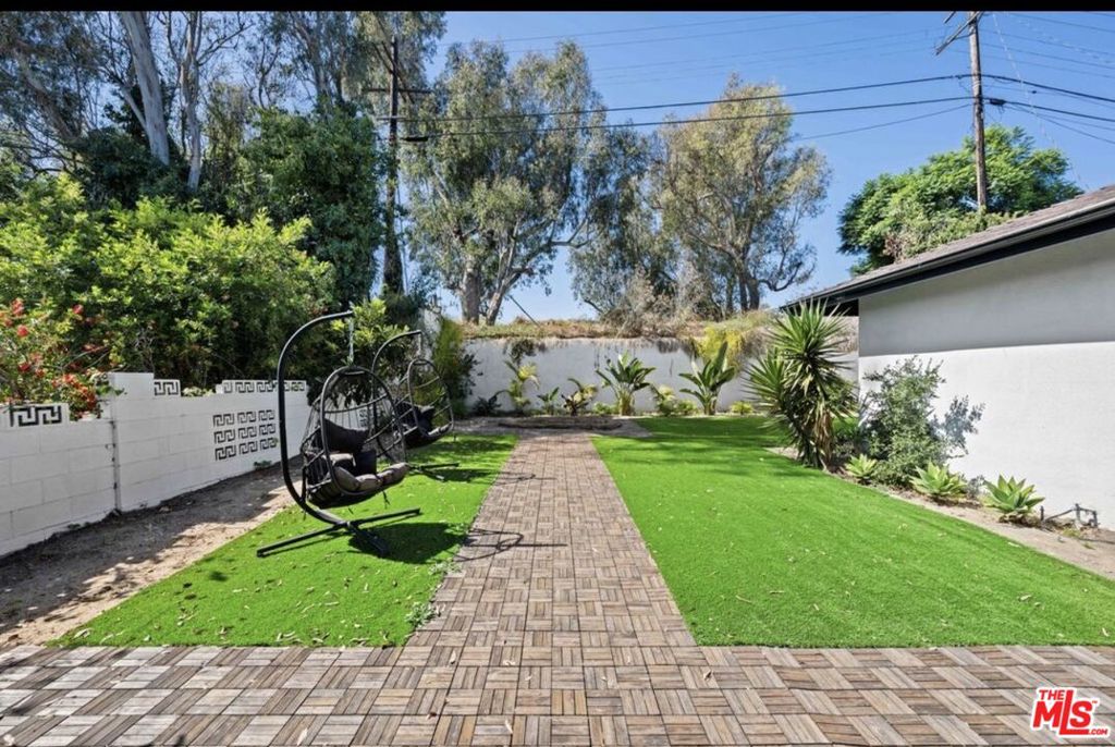 2617 S Beverly Drive Property Photo 61