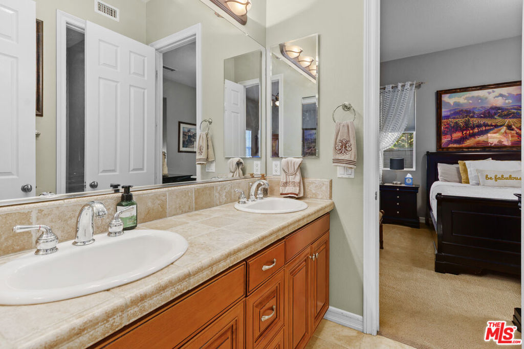 22359 Foxhall Drive Property Photo 26