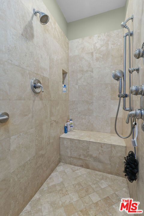 22359 Foxhall Drive Property Photo 33