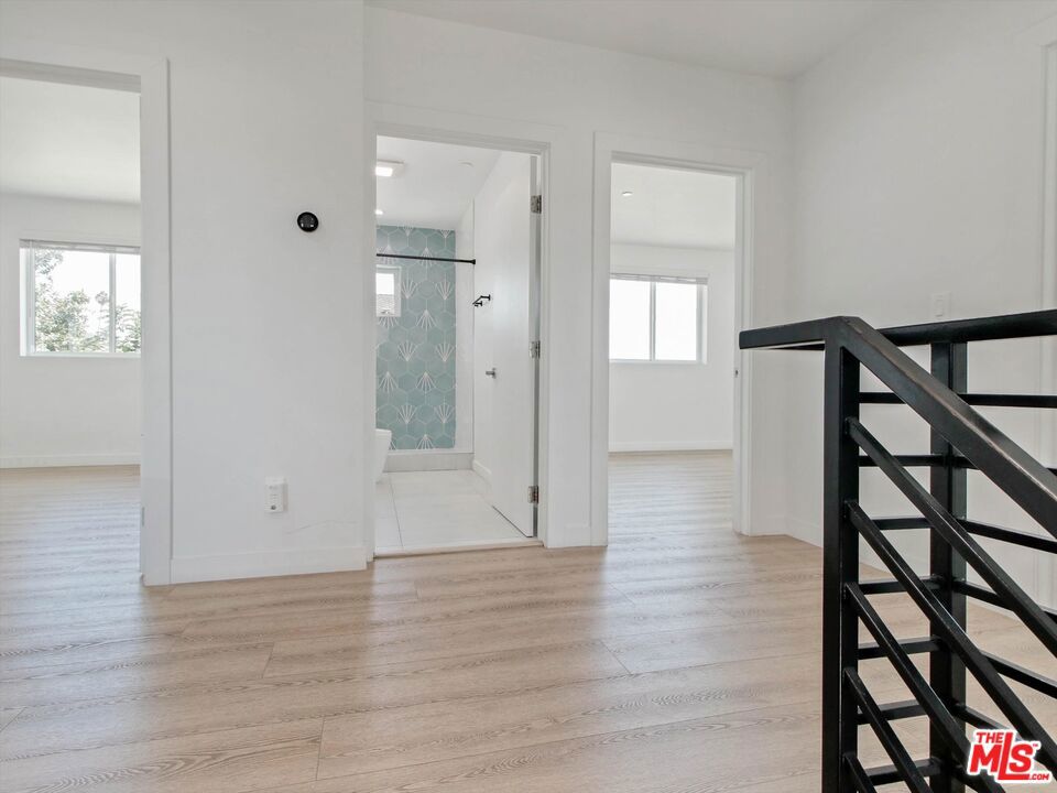 772 N Eastman Avenue Property Photo 11