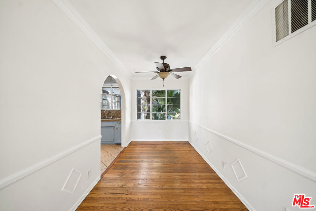 1274 Havenhurst Drive 8 Property Photo 3