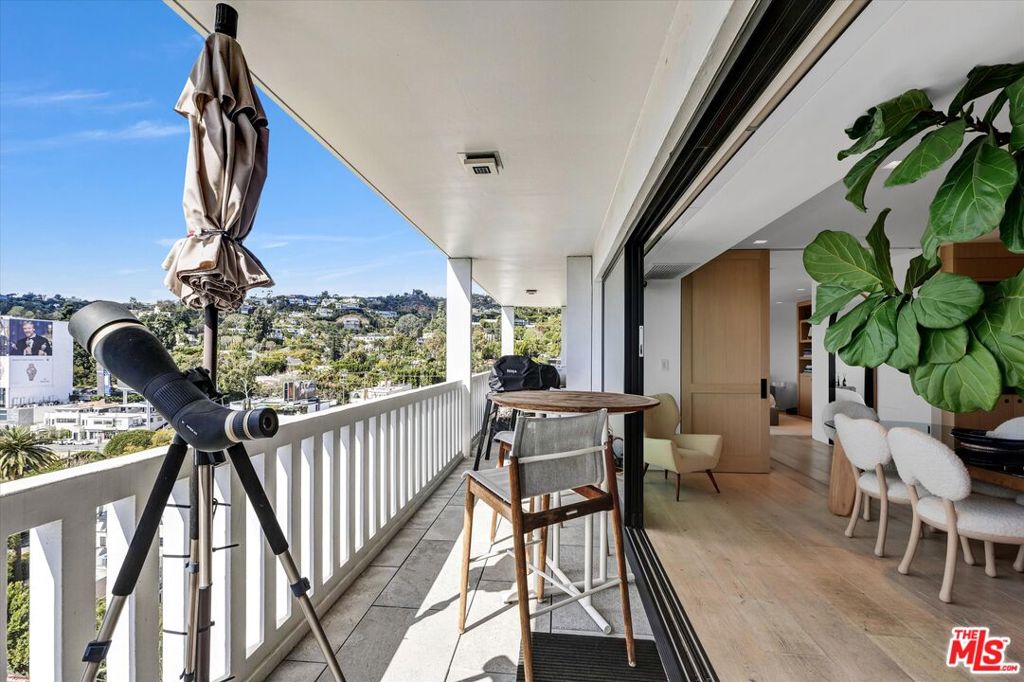 999 N Doheny Drive Ph1 Property Photo 19