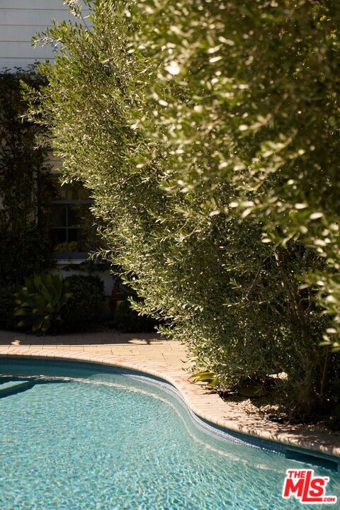 638 N Cherokee Avenue Property Photo 13