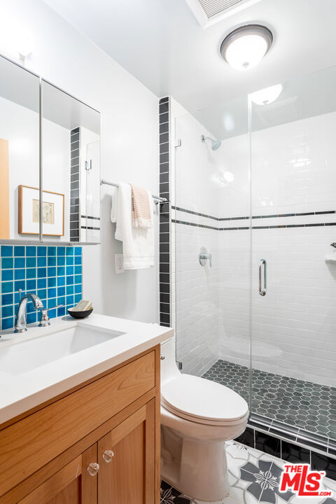 3009 Virginia Road Property Photo 10