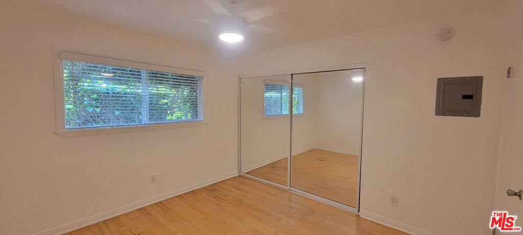 305 Broadway Street 4 Property Photo 6