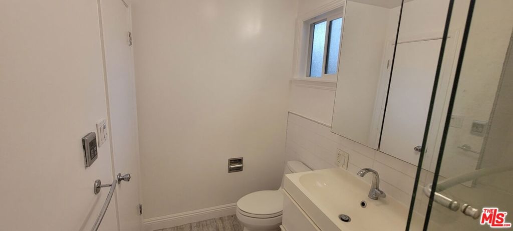 305 Broadway Street 4 Property Photo 31