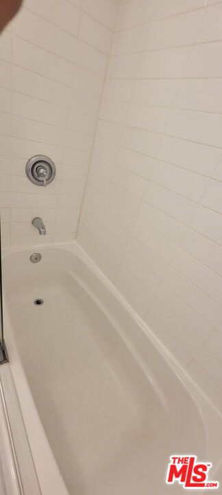 305 Broadway Street 4 Property Photo 33