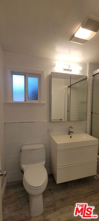 305 Broadway Street 4 Property Photo 35