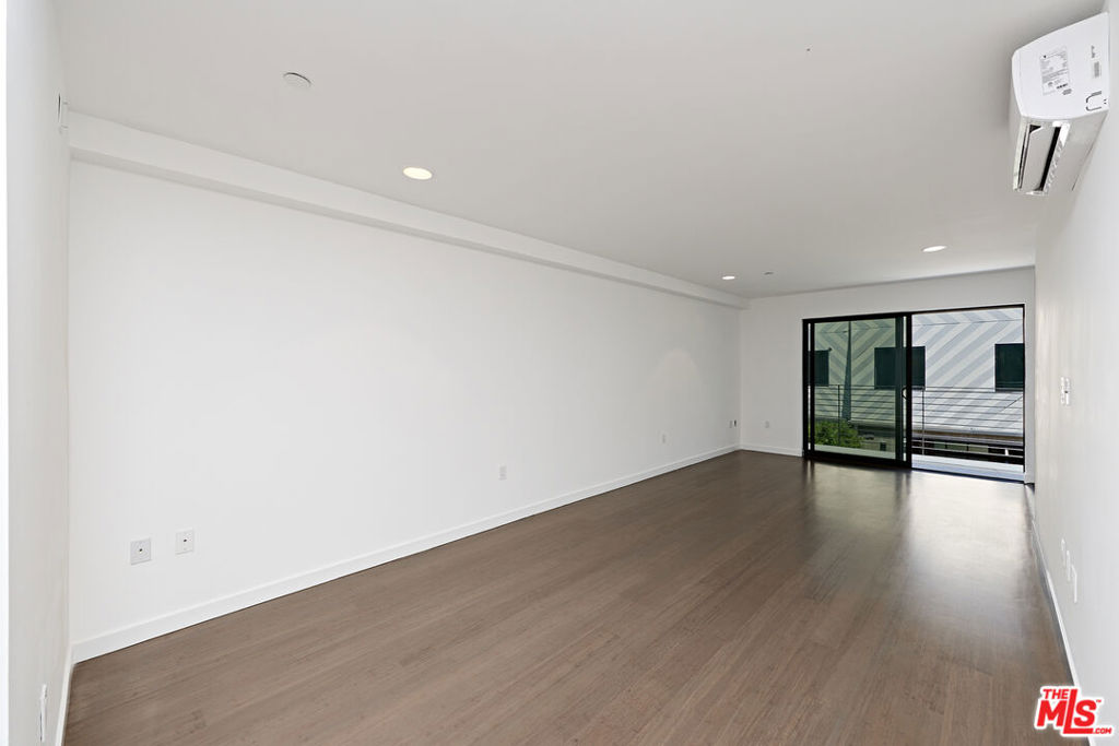 744 Brooks Avenue Property Photo 22