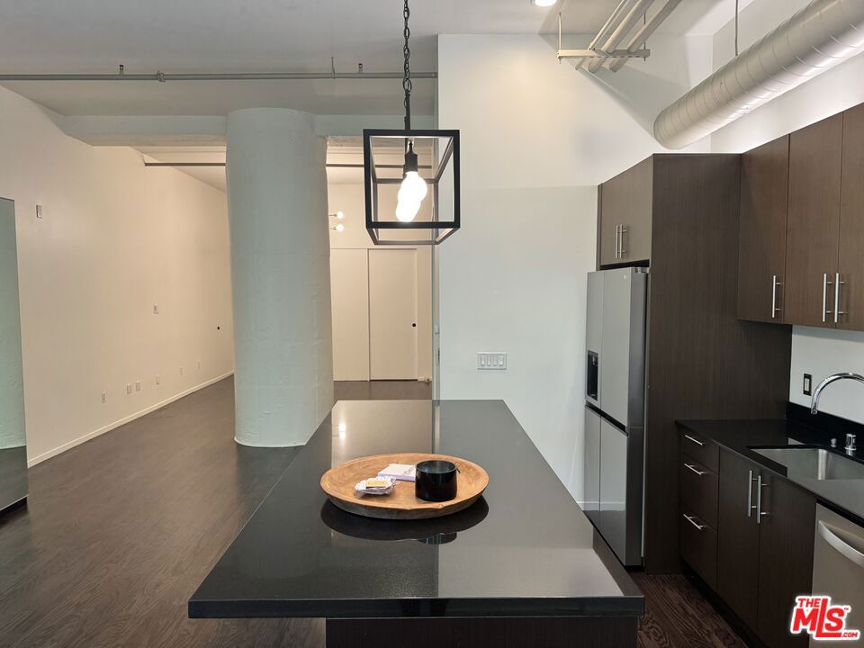1645 N Vine Street 303 Property Photo 17