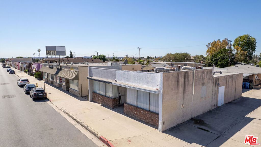 1015 S San Gabriel Boulevard Property Photo 5