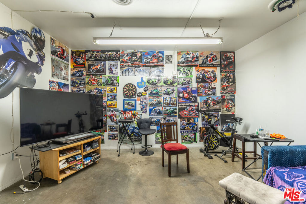1015 S San Gabriel Boulevard Property Photo 16