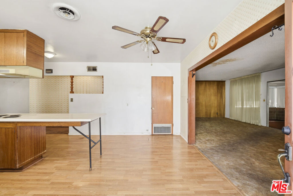 1015 S San Gabriel Boulevard Property Photo 23