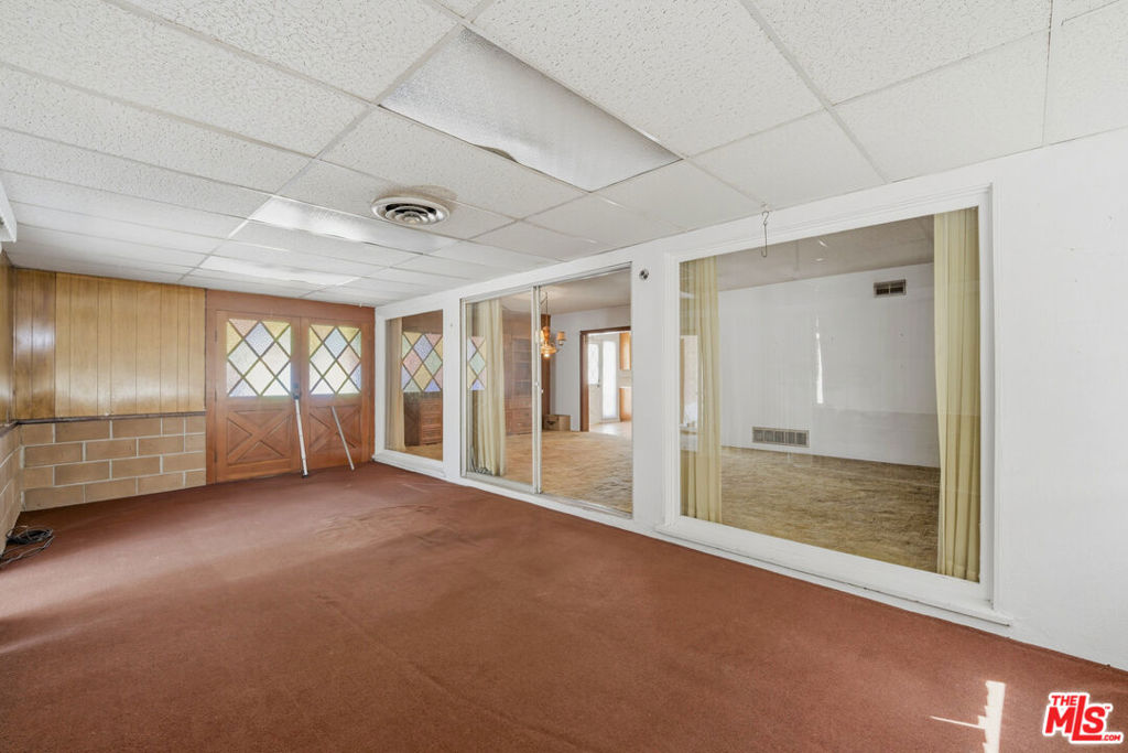 1015 S San Gabriel Boulevard Property Photo 28