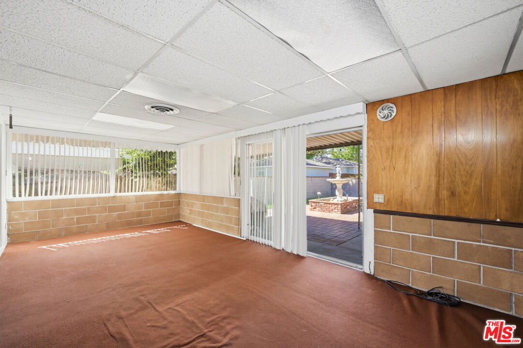 1015 S San Gabriel Boulevard Property Photo 29