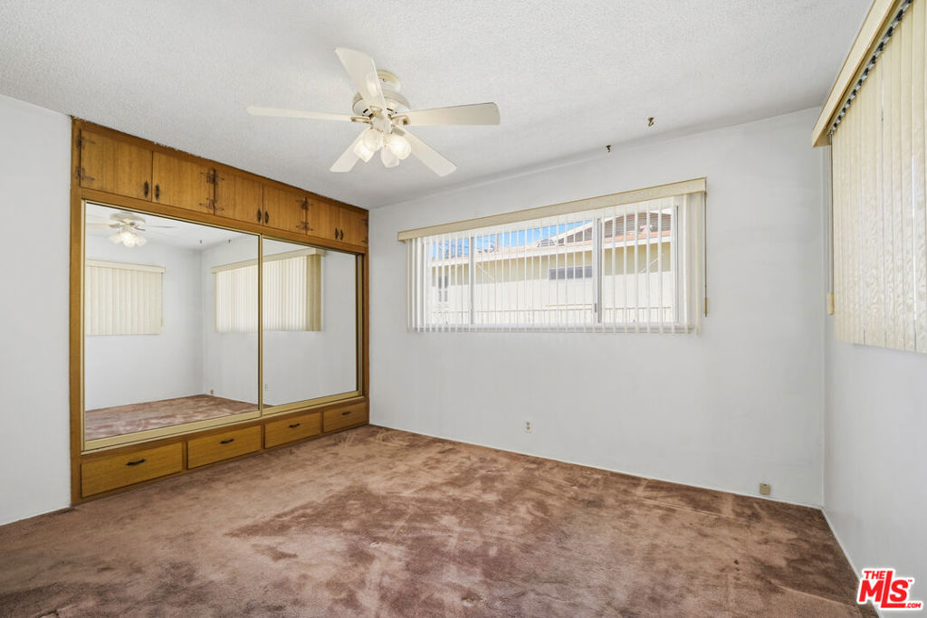 1015 S San Gabriel Boulevard Property Photo 31