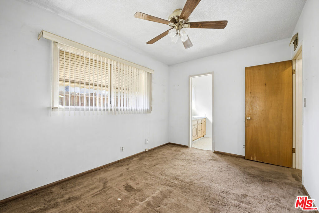 1015 S San Gabriel Boulevard Property Photo 37