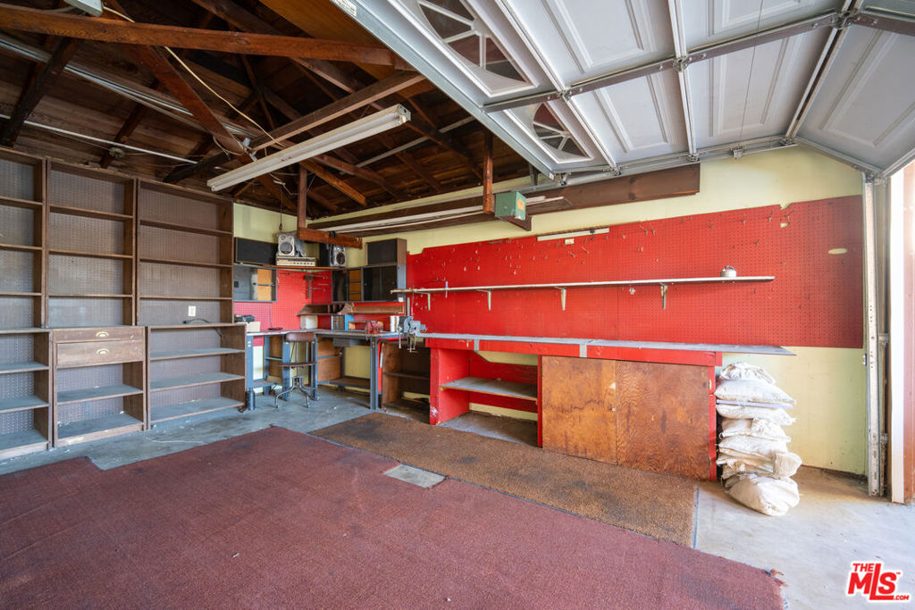 1015 S San Gabriel Boulevard Property Photo 44