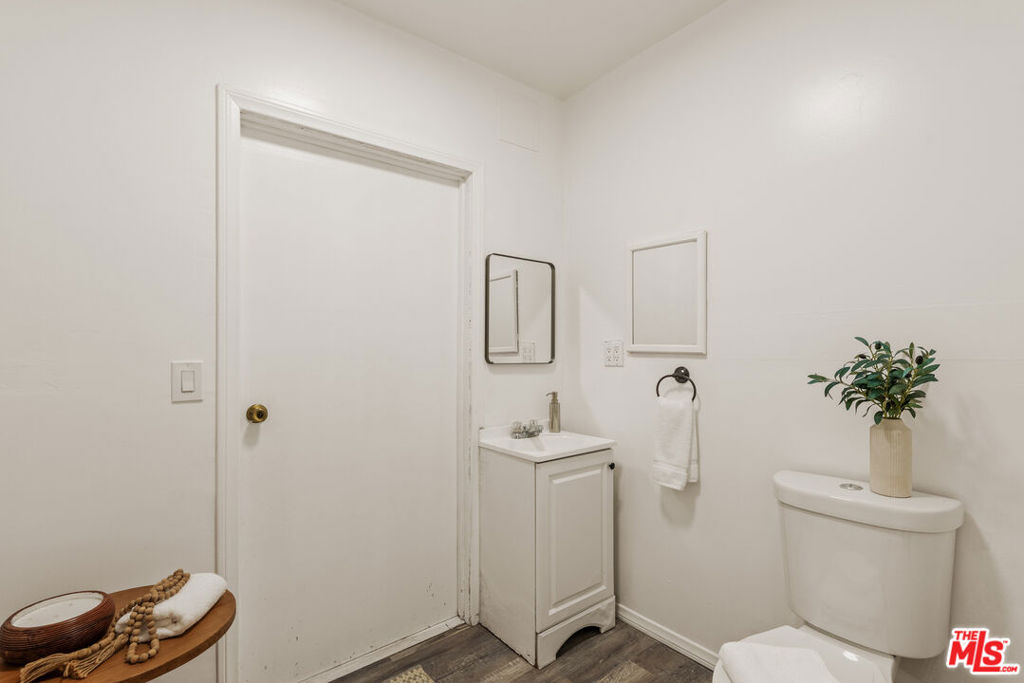 6444 W 87th Street Property Photo 17