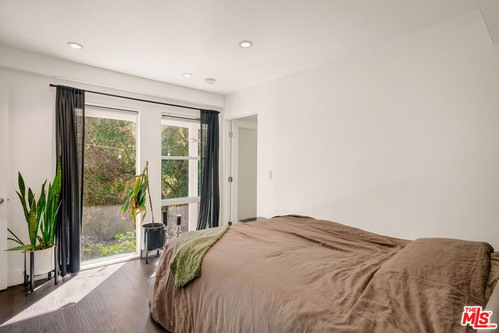 2388 Kimridge Road Property Photo 42