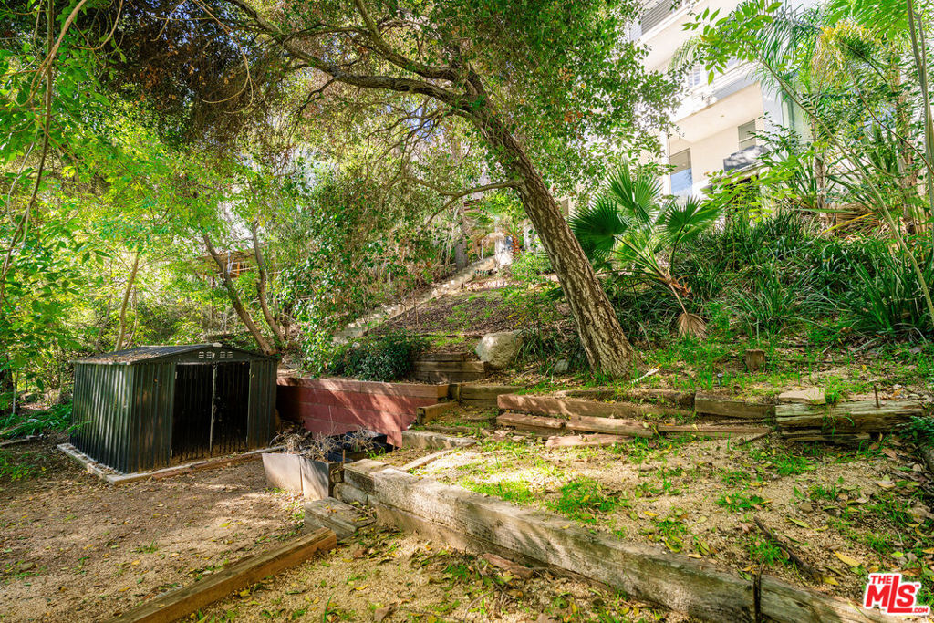 2388 Kimridge Road Property Photo 48