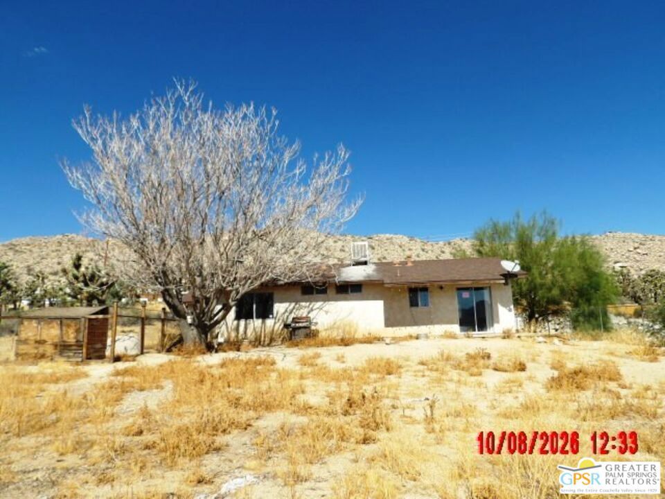 56613 Sunnyslope Drive Property Photo 3