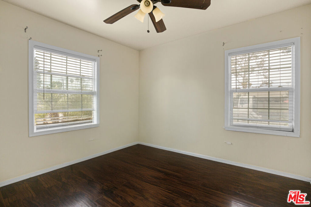 1300 S California Avenue Property Photo 21