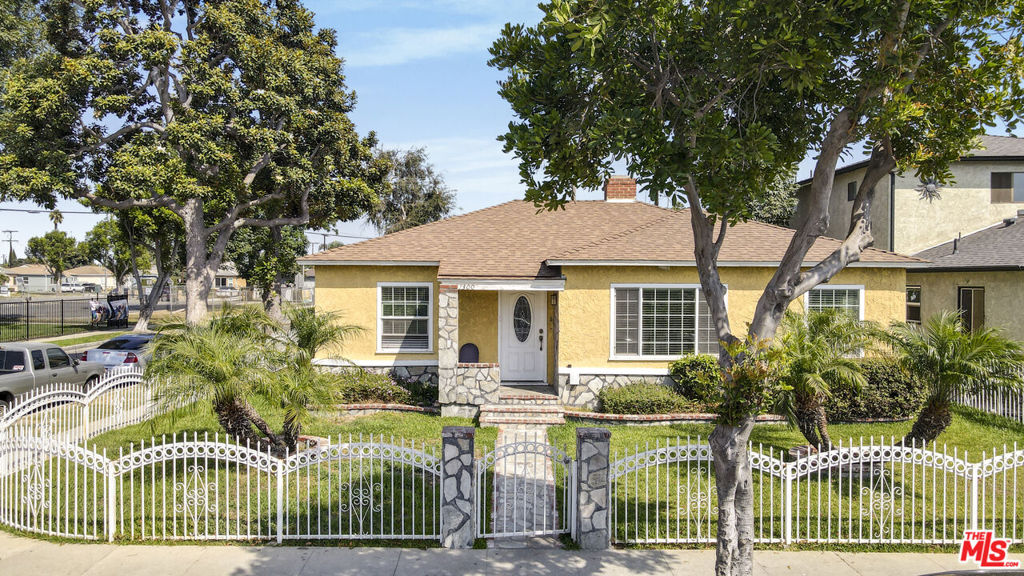 1300 S California Avenue Property Photo 34